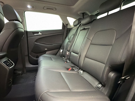 Hyundai Tucson 29 of 30