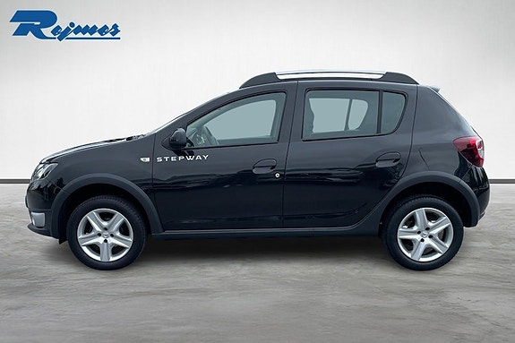 Dacia Sandero 2 of 5