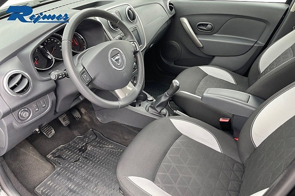Dacia Sandero 13 of 20