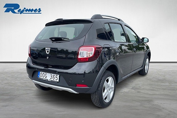 Dacia Sandero 5 of 5