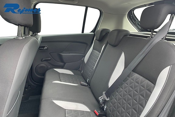 Dacia Sandero 14 of 20