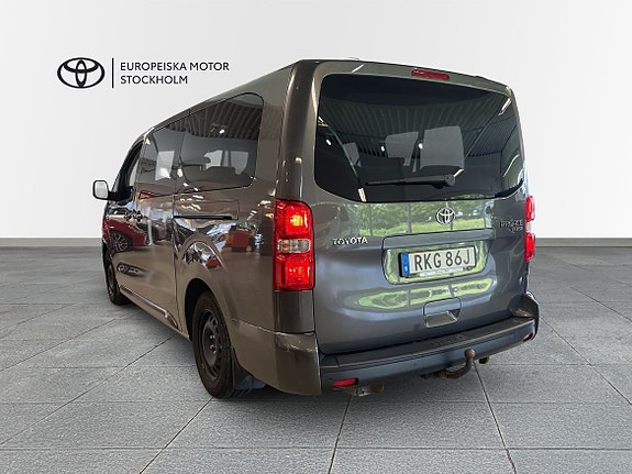 Toyota Proace Verso 2 of 5