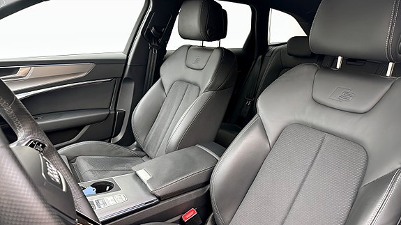Audi A6 8 of 24