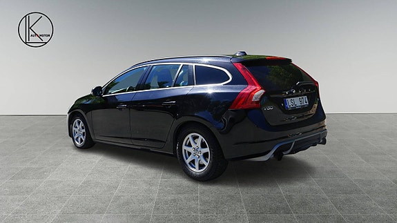 Volvo V60 20 of 23