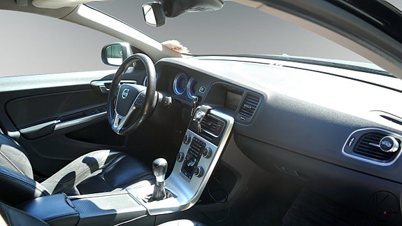 Volvo V60 14 of 23