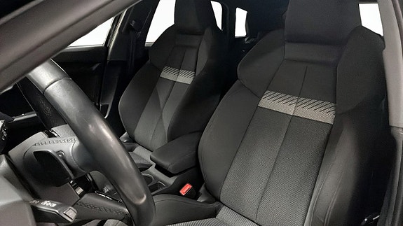 Audi A3 8 of 13