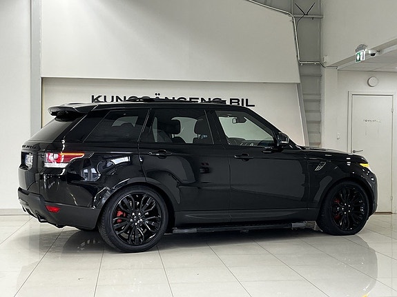 Land Rover Range Rover Sport 9 of 24