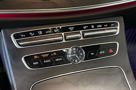 Mercedes-Benz E220 15 of 20