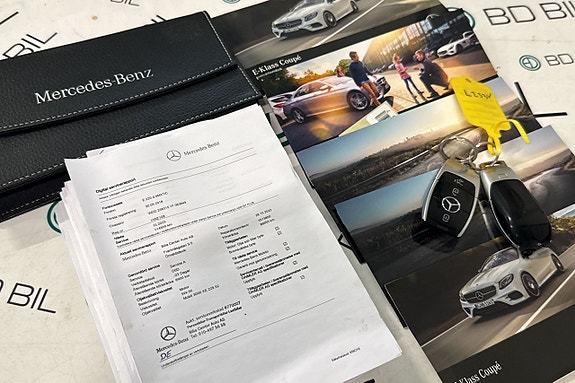 Mercedes-Benz E220 20 of 20