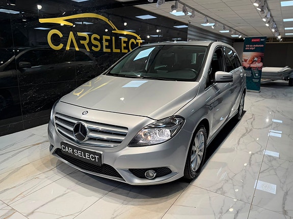 Mercedes-Benz B200 21 of 24