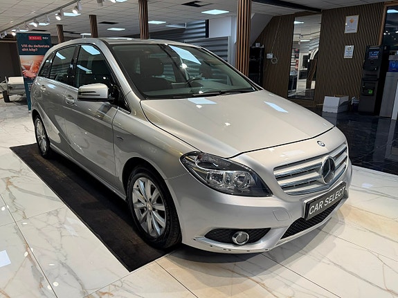 Mercedes-Benz B200 7 of 24