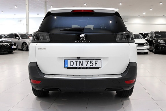 Peugeot 5008 5 of 5