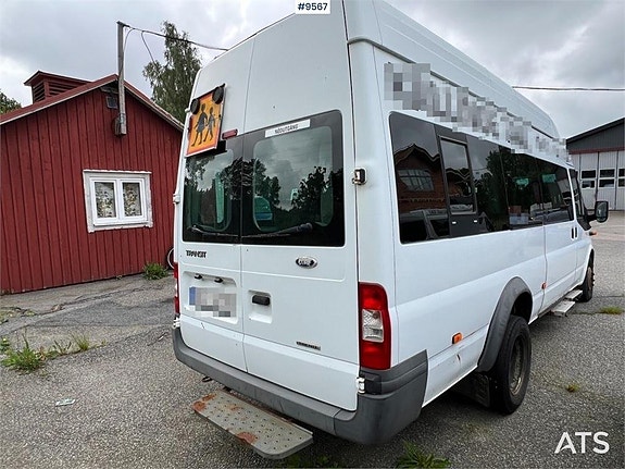 Minibuss 16-mannabuss Ford FCD6 Transit (40,000:- ex moms) 3 of 12