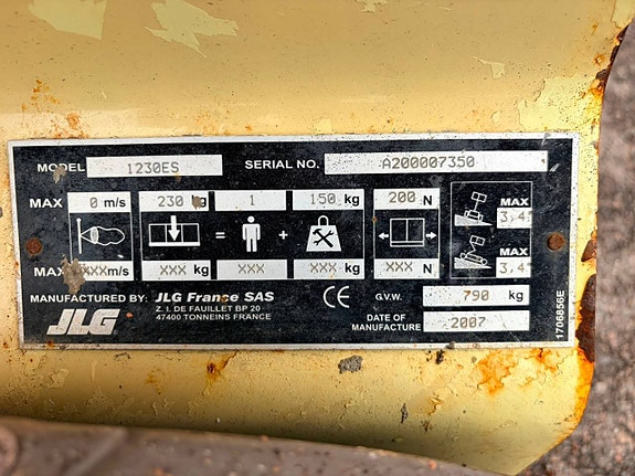 JLG 1230 ES 12 of 12