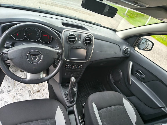 Dacia Sandero Stepway 7 of 12