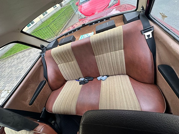 Volvo 242 13 of 14