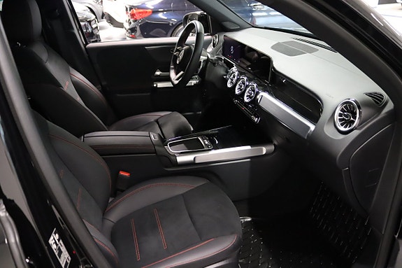 Mercedes-Benz GLB220 d 23 of 24