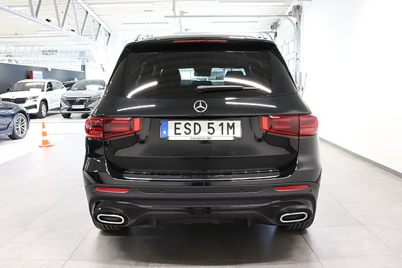 Mercedes-Benz GLB220 d 5 of 5
