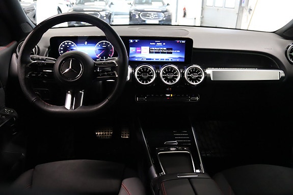 Mercedes-Benz GLB220 d 12 of 24