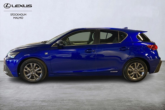 Lexus CT200h 3 of 5