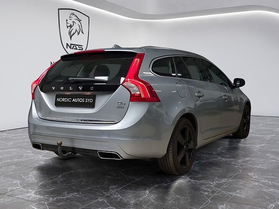 Volvo V60 6 of 25