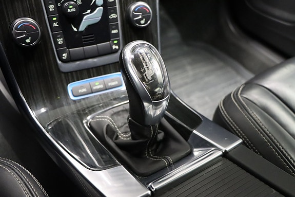 Volvo V60 17 of 25