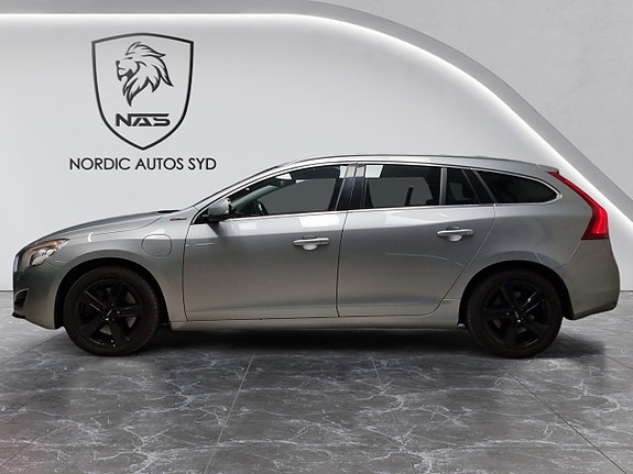 Volvo V60 3 of 25