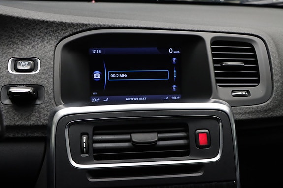 Volvo V60 19 of 25