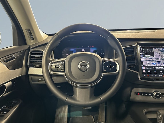 Volvo XC90 9 of 27