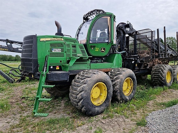 John Deere 1910G 2 of 23