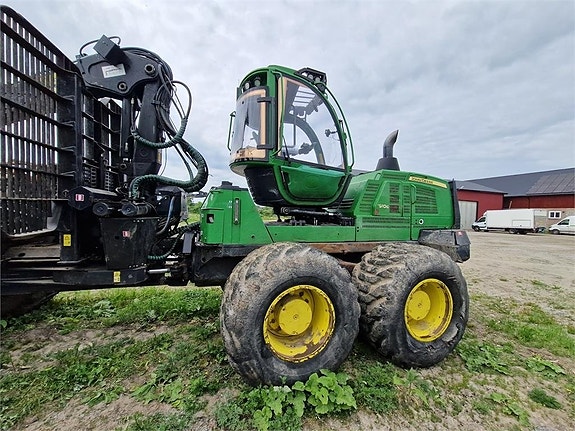 John Deere 1910G 14 of 23
