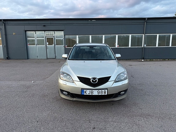 Mazda 3 2 of 26