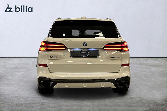 BMW X5 4 of 5