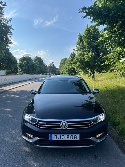 Volkswagen Passat Alltrack 5 of 5