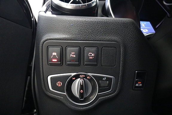 Mercedes-Benz X350 d 12 of 27