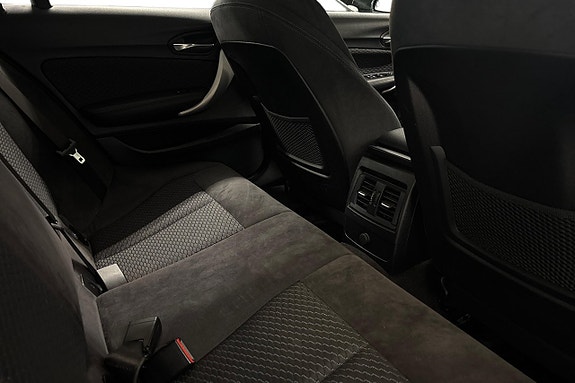 BMW 118d 7 of 17