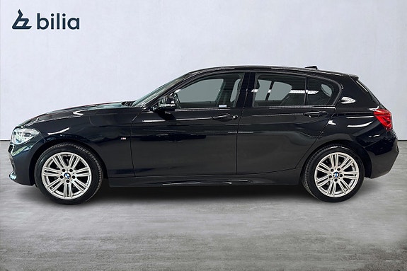 BMW 118d 3 of 5