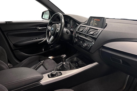 BMW 118d 6 of 17