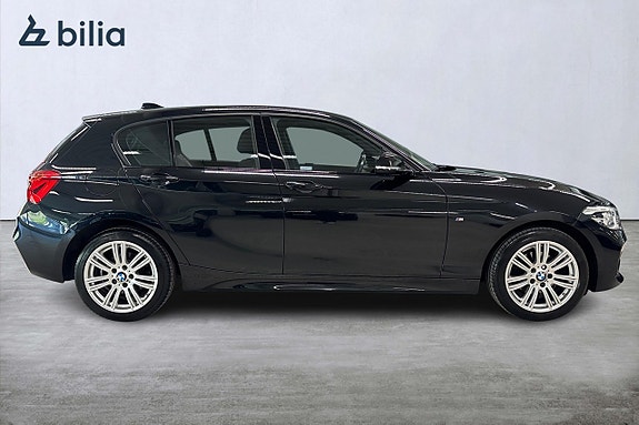 BMW 118d 15 of 17