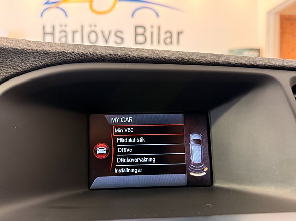 Volvo V60 15 of 18
