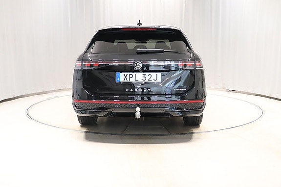 Volkswagen Passat 5 of 5