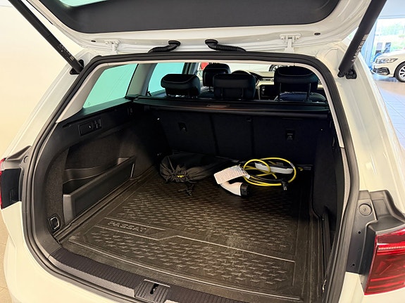Volkswagen Passat 5 of 5