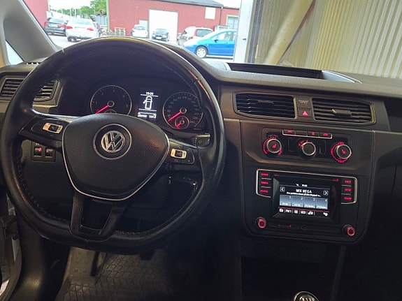 Volkswagen Caddy 5 of 5