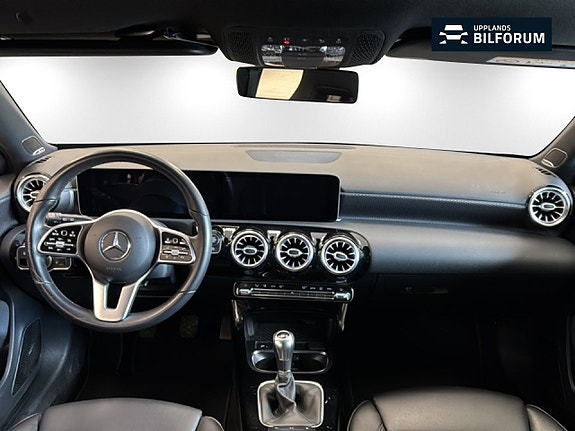 Mercedes-Benz A180 7 of 17