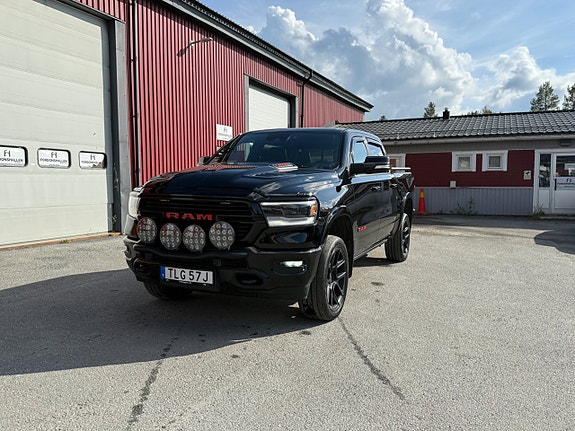 Dodge RAM 1500 3 of 5
