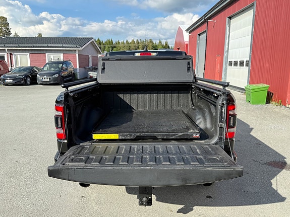Dodge RAM 1500 8 of 26