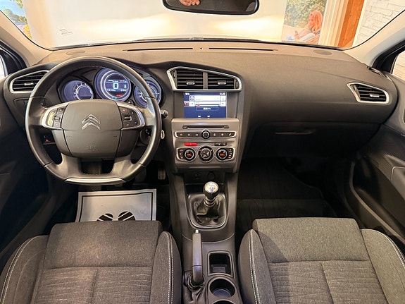 Citroen C4 14 of 17