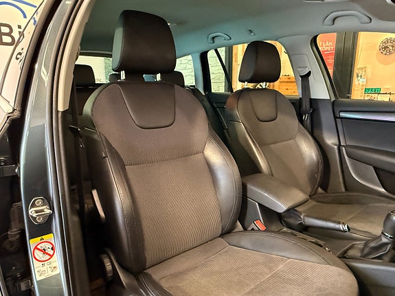 Skoda Octavia 15 of 22