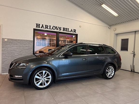 Skoda Octavia 3 of 5