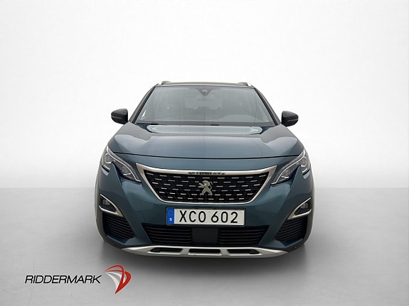 Peugeot 5008 2 of 5